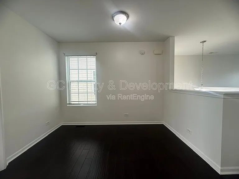 1064 Turin Dr — Photo 8