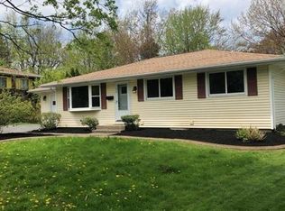 52 Tanglewood Dr, Rochester, NY 14616