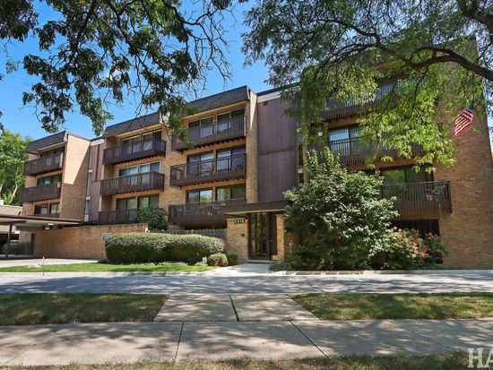 1815 Tanglewood Dr UNIT 4D, Glenview, IL 60025