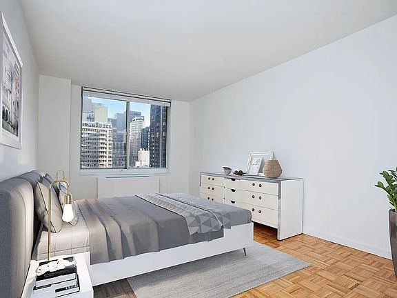 4th image of 145 E 48th St APT 8C