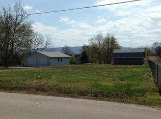 Amerine Rd, Maryville, TN 37804