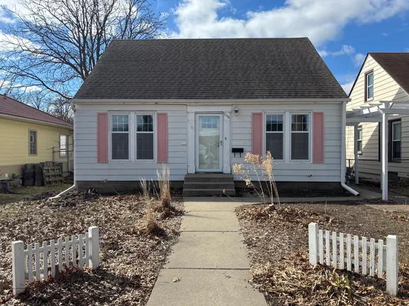1108 California Ave W, Saint Paul, MN 55108