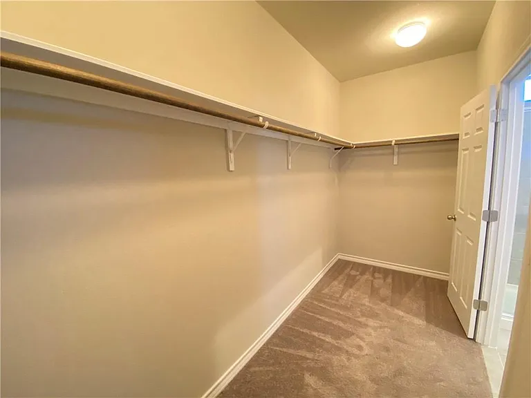 5904 Daly Dr — Photo 13