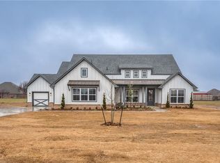 2235 Dax Ln, Goldsby, OK 73072