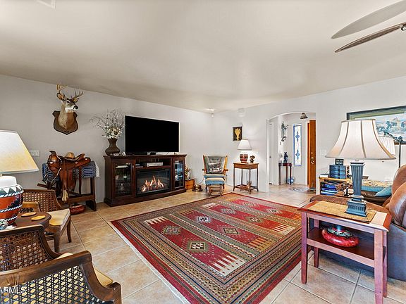 3rd image of 26345 S KRISTINA Drive