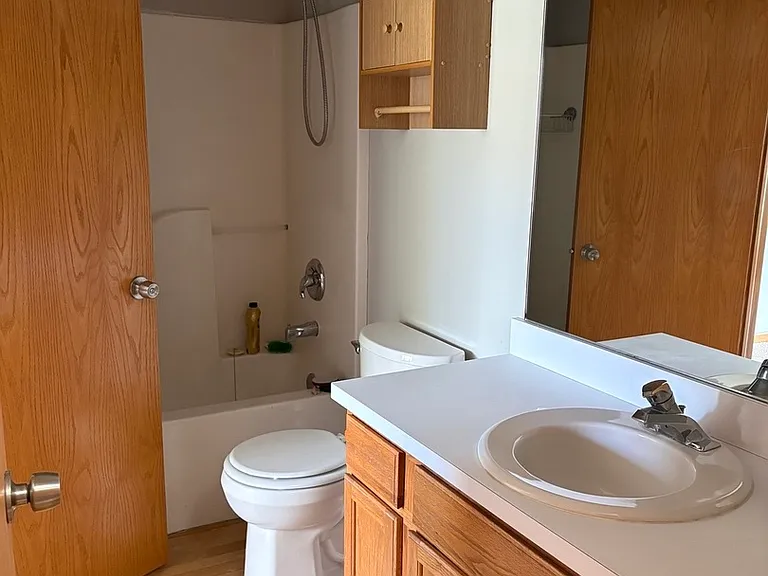 2704 Canyon Dr — Photo 5