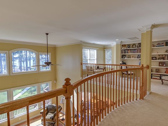 5th image of 129 Stormy Pointe Ln
