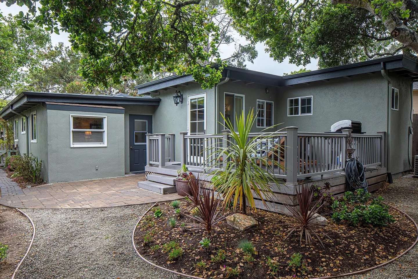 2 N East San Carlos 12th Ave — Photo 2