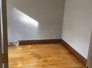 2972 S 12th St, Milwaukee, WI 53215