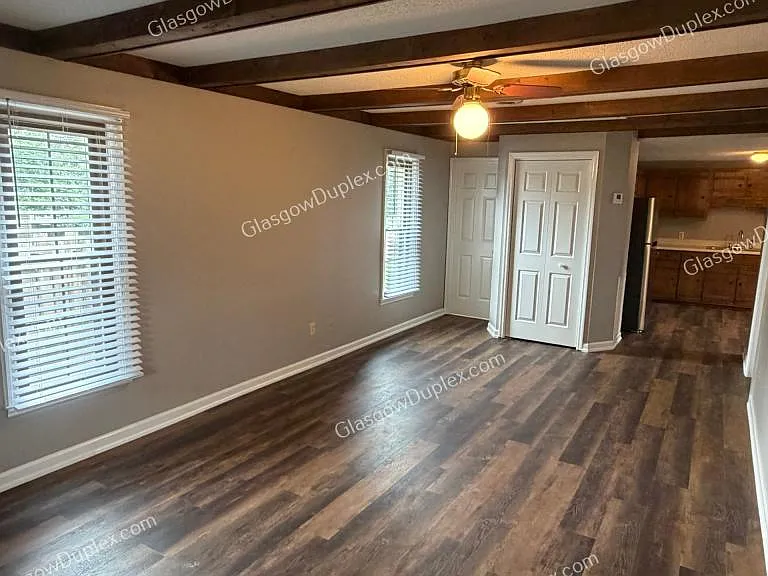 107 Floral Dr — Photo 3