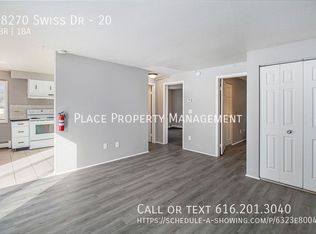 18270 Swiss Dr #20, Spring Lake, MI 49456