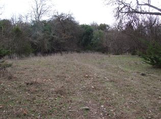 110 E Cypress Dr, Center Pt, TX 78010