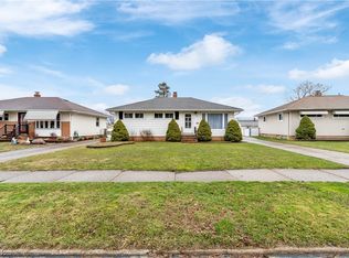 4615 Memphis Villas S, Brooklyn, OH