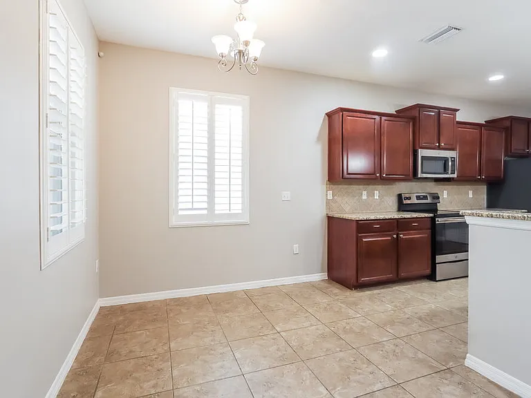 6353 Twin Bridges Dr — Photo 6