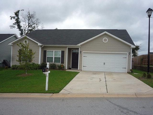 1st image of 911 Westlawn Drive