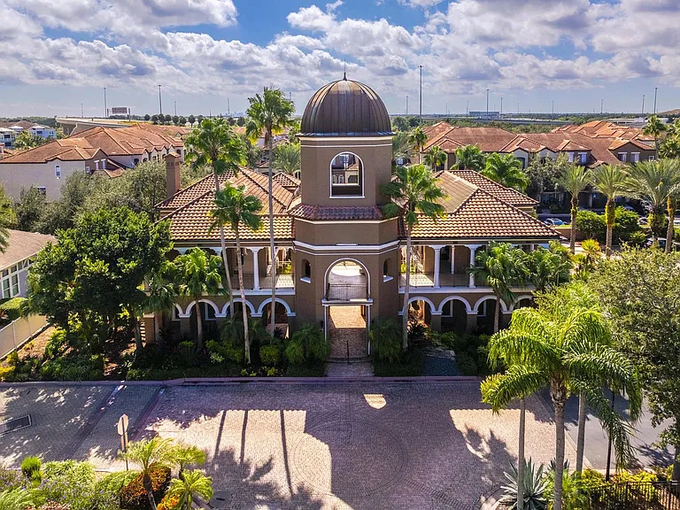 Signature clubhouse exterior