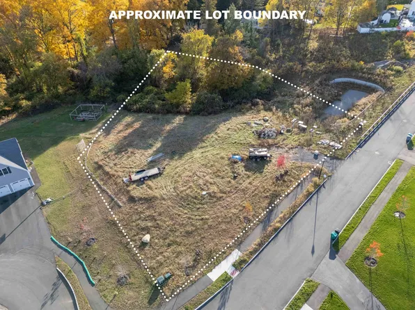 8 Katie Ln, Groveland, MA 01834