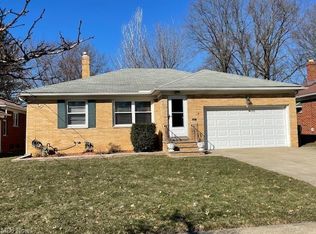 26151 Elinore Ave, Euclid, OH