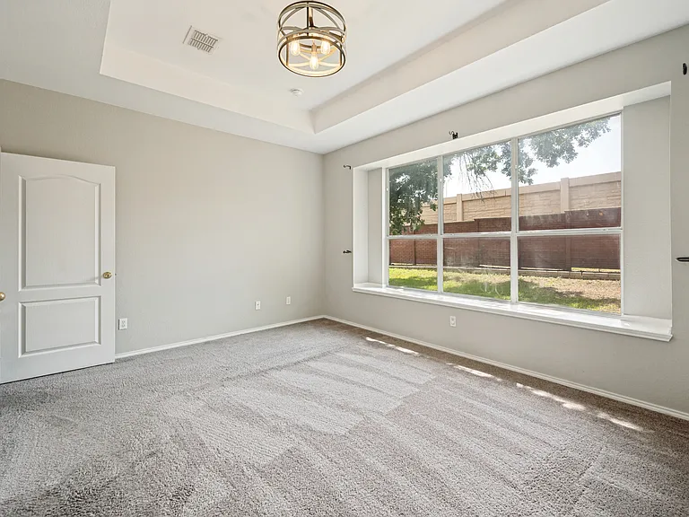 4849 Gloucester Dr — Photo 14