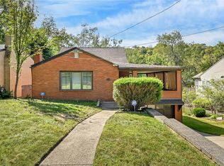 830 Sherwood Rd, Pittsburgh, PA 15221