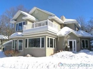 3556 McCoy Ave SE, Grand Rapids, MI 49506