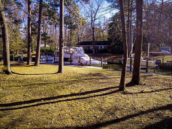 5th image of 50 Gilgo Road