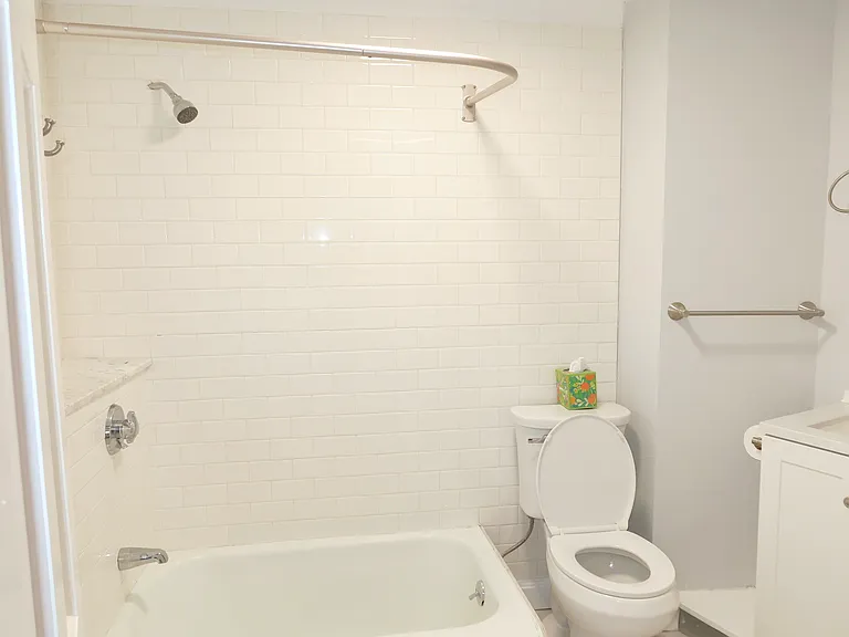 94 Bartlett St #3 — Photo 9