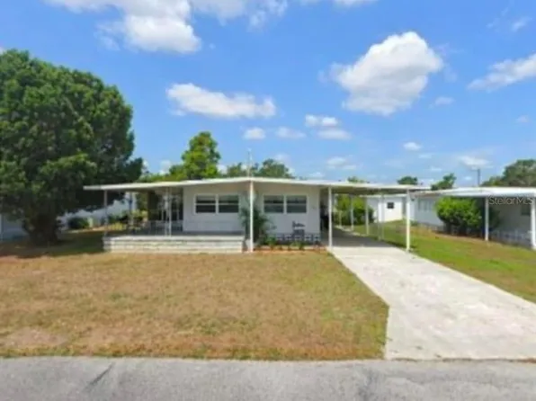 5433 Joyce St, Zephyrhills, FL 33542