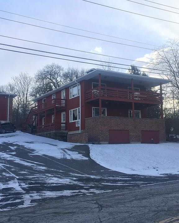 2nd image of 122 Coddington Rd