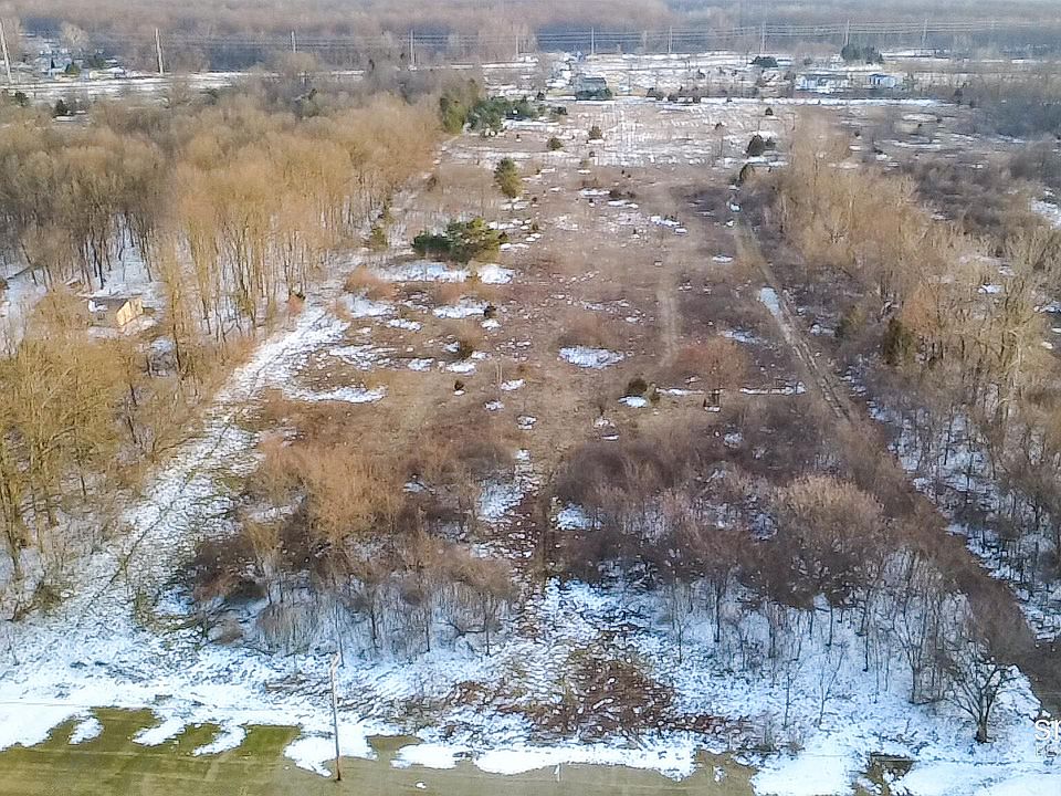 1st image of White Oak Rd