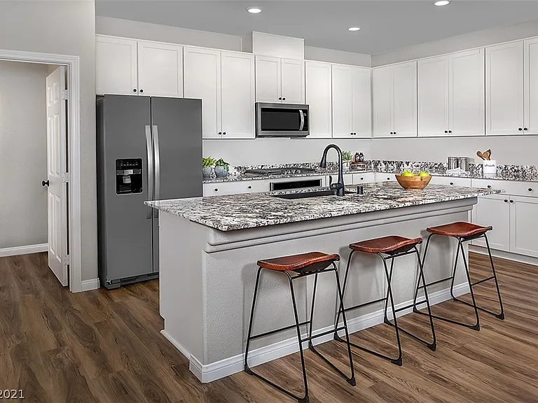 9570 Glasgow Ridge Ct — Photo 3