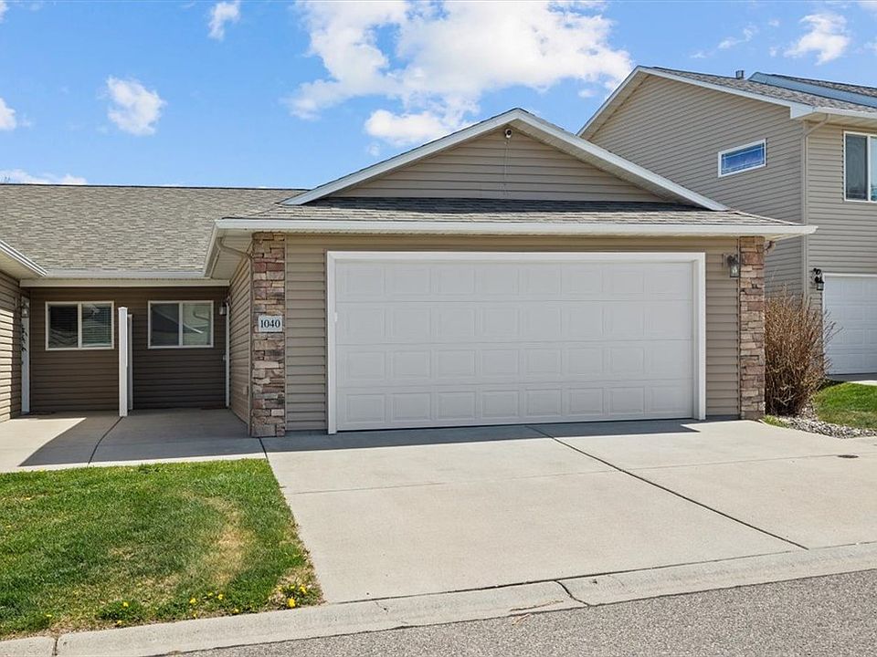 1st image of 1040 Picador Way