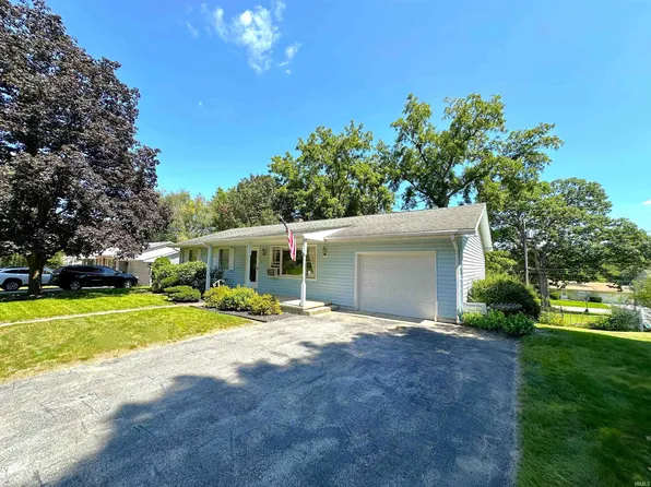 1107 Maxwell Ave, Monticello, IN 47960