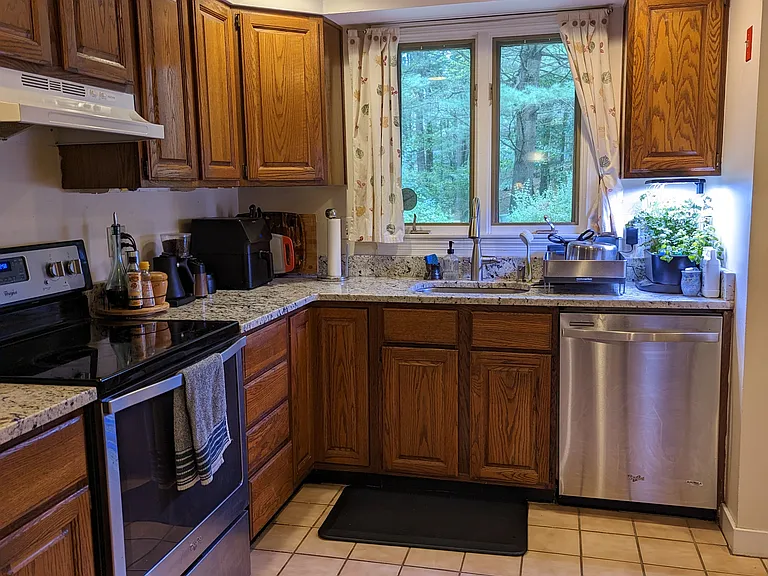 42 Brookside Dr — Photo 3