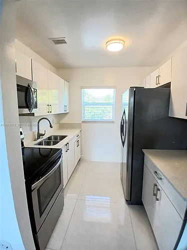 1767 NW 3rd Ave Photo 1