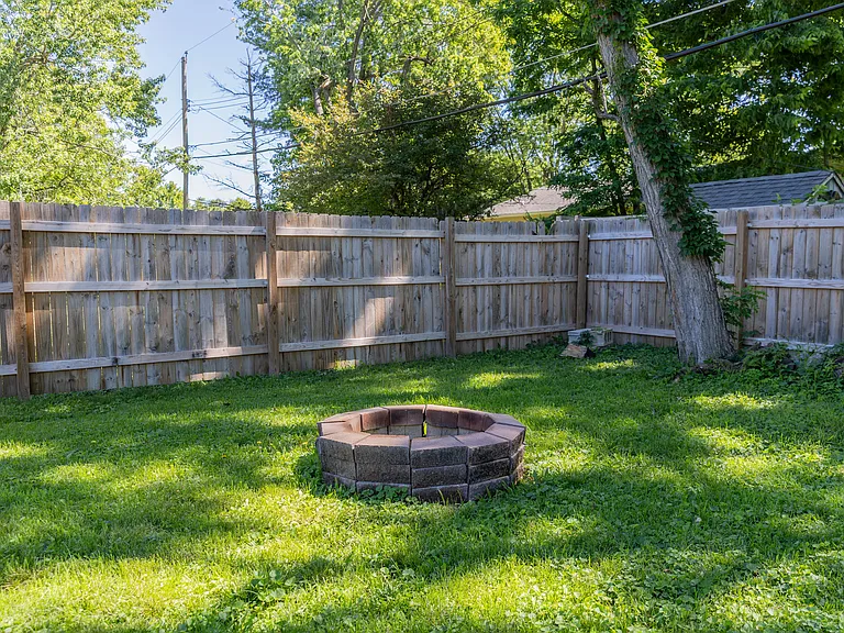 4947 Lincoln Rd — Photo 18