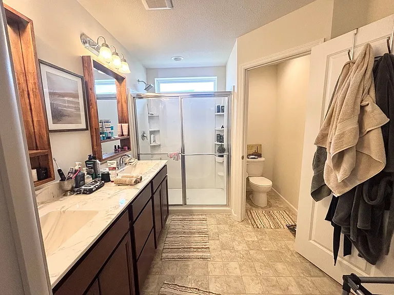 5136 Hampton St NE — Photo 21