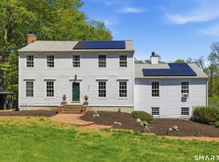 17 Wolfpits Rd, Bethel, CT 06801