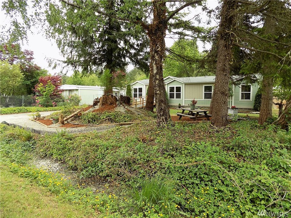 1st image of 3616 Eagle Dr NE