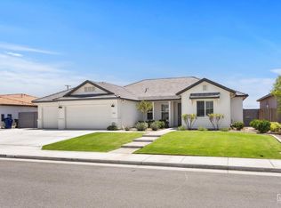 1125 Brookline Ln, Bakersfield, CA 93314