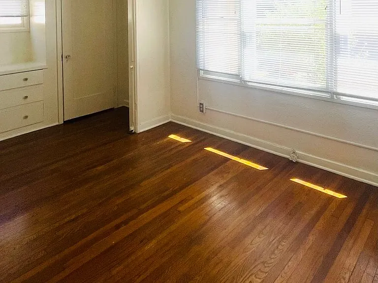 847 Poli St — Photo 9