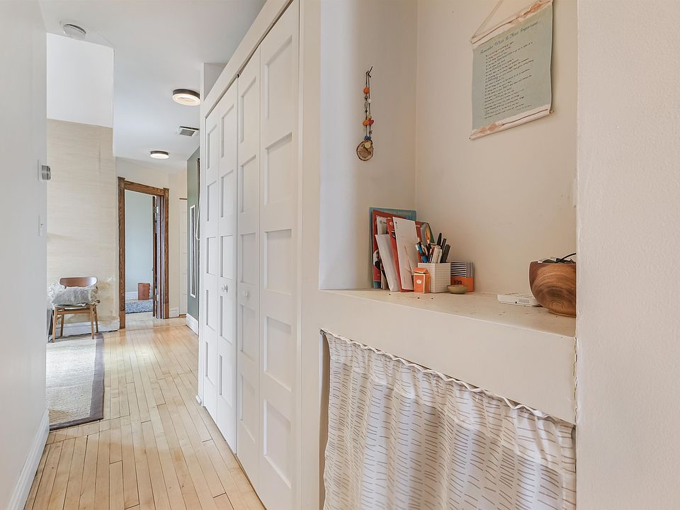 1st image of 2053 W Cortez St #3C