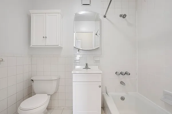 Rented by Douglas Elliman | media 13