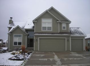 9900 N Lewis Ave, Kansas City, MO 64157
