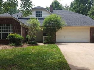 8014 David Lee Ln, Charlotte, NC 28227