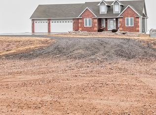 1679 Morningstar Rd, Cheyenne, WY 82009