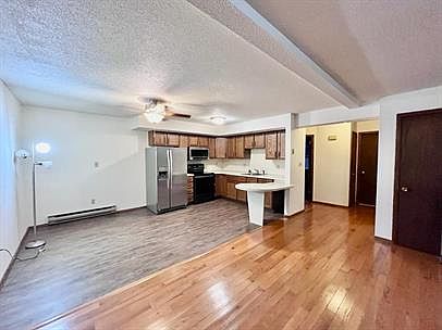 1st image of 115 E 5th St #Streetd7