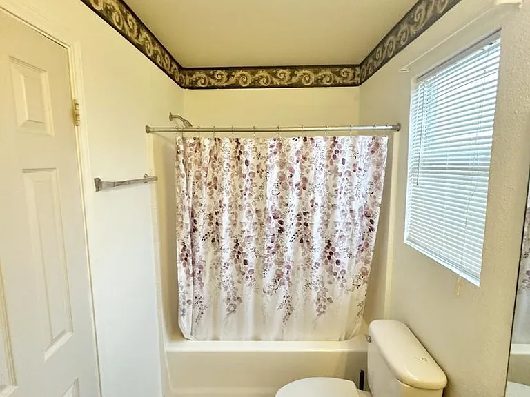 4201 Thunder Creek Dr — Photo 12
