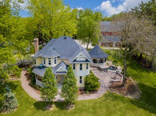 39W596 Burlington Rd, Saint Charles, IL 60175