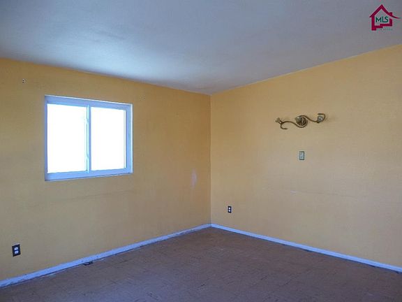 2nd image of 1540 Durazno St